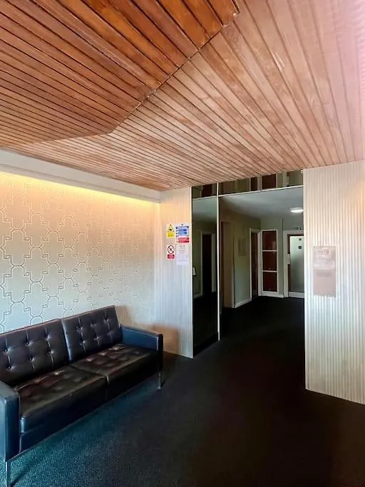 Central Hove Large 2 Bedroom Private Residence With Parking & Beach Hut Διαμέρισμα