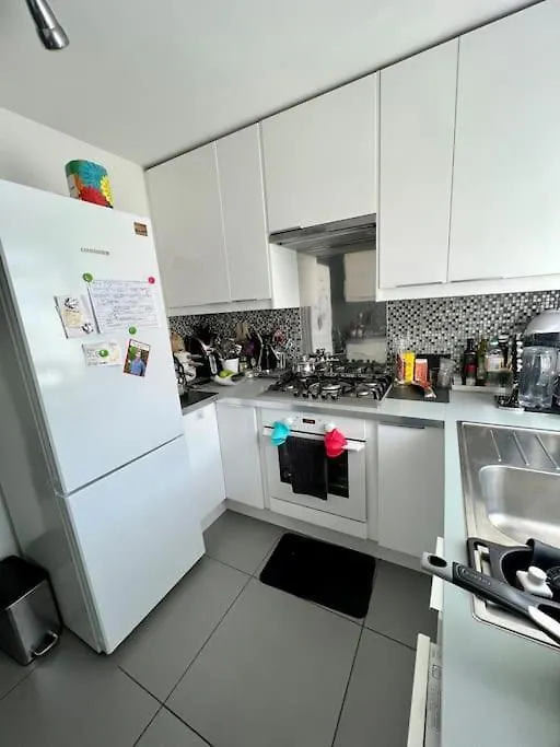 Central Hove Large 2 Bedroom Private Residence With Parking & Beach Hut 0*, Brighton United Kingdom